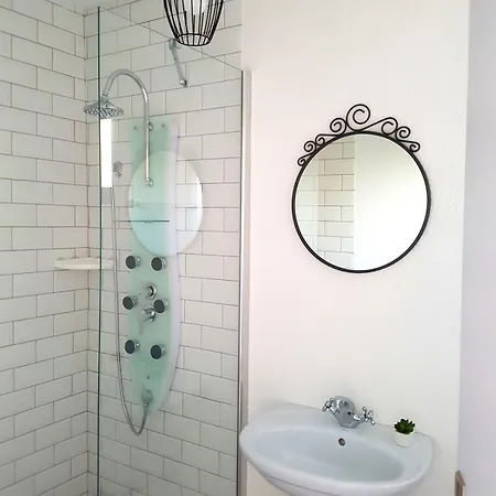 Vila Argoe Guest house *